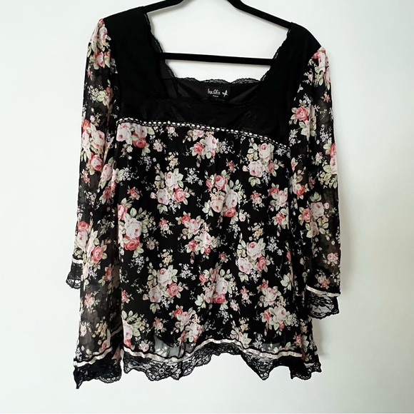 Boho Lace Floral Square Neck Peasant Top - Picture 11 of 11